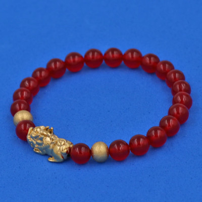 Vòng đeo tay Thạch Anh Đỏ 6 ly cẩn Tỳ Hưu inox vàng VTAOMTHHBV6 - hợp mệnh Hỏa, mệnh Thổ