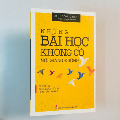 Combo: Đại Học Không Lạc Hướng + Những Bài Học Không Có Nơi Giảng Đường