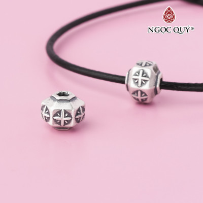 Charm bạc lục giác họa tiết chữ thập xỏ ngang - Ngọc Quý Gemstones