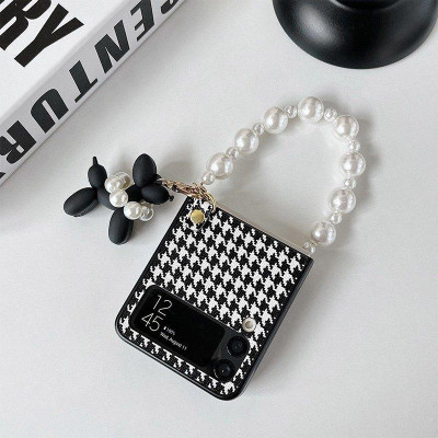 Ốp Lưng Houndstooth Cho Samsung Galaxy Z Flip 6 / Z Flip 5 / Z Flip 4 / Z Flip 3 Kèm Dây Ngọc Trai Cầm Tay