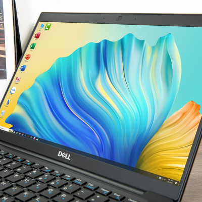 Laptop Dell Latitude 3520 (Core i5-1135G7 | 8GB | 256GB | Intel Iris Xe | 15.6 inch FHD - HÀNG CHÍNH HÃNG