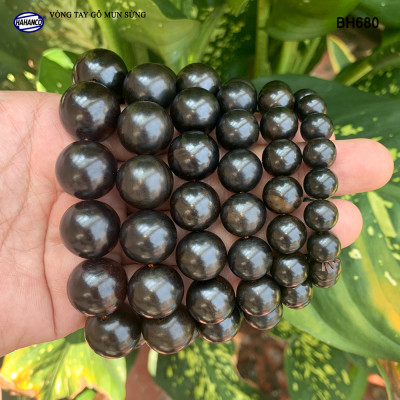 Vòng phong thủy gỗ Mun Sừng đen bóng (đủ Size) dành cho người có địa vị, thăng tiến trong công việc (BH680)