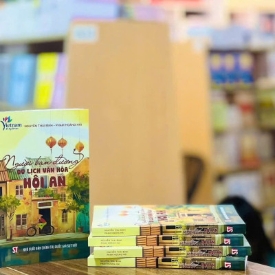 Combo 5 cuốn sách văn hoá, du lịch Miền Bắc + Miền Trung