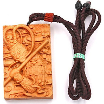 Vòng cổ mặt gỗ hoàng đàn khắc hình Tôn Ngộ Không MG41