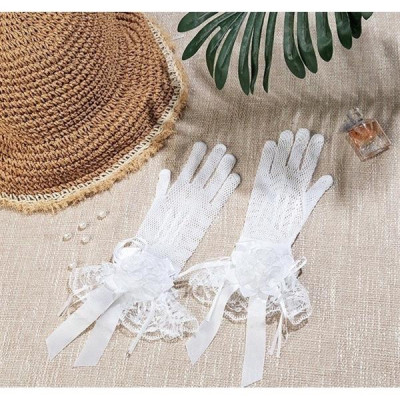 Găng tay cô dâu lưới đính hoa voan cổ tay bèo mẫu mới 2024