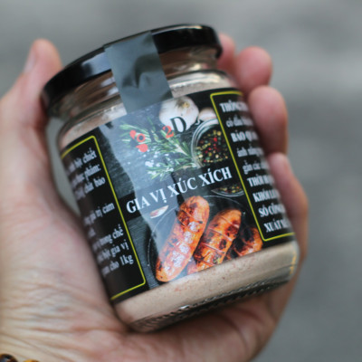 Gia Vị Xúc Xích hũ 200g chính hãng R2D thành phần hữu cơ dùng làm nguyên liệu chế biến xúc xích ngon đúng chất