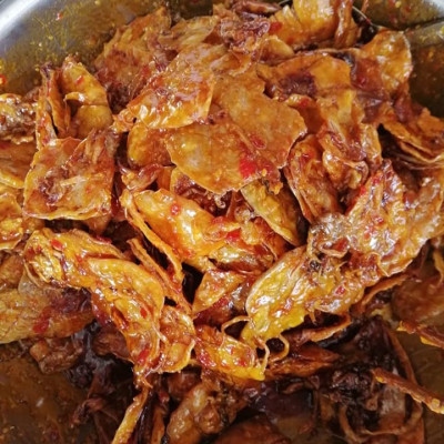 Mực Rim Me đã chế biến ăn liền hộp 1kg là món ăn ngon ơi là ngon của shop Đặc Sản Biển Phan Thiết NGỌC DŨNG. Hạn sử dụng 6 tháng kể từ ngày đặt hàng