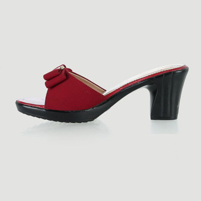 Dép nữ thời trang Huy Hoàng đế vuông màu đen HT7945