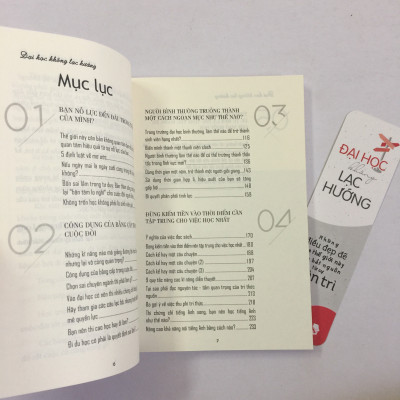 Combo: Đại Học Không Lạc Hướng + Những Bài Học Không Có Nơi Giảng Đường