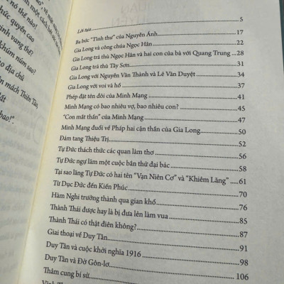 (Combo 2 cuốn Phạm Khắc Hòe) TỪ TRIỀU ĐÌNH HUẾ ĐẾN CHIẾN KHU VIỆT BẮC; KỂ CHUYỆN VUA QUAN NHÀ NGUYỄN – Phạm Khắc Hòe – NXB Hội Nhà Văn