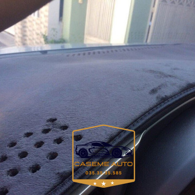 [CHEVROLET CRUZE] Thảm Taplo 3 Lớp Dành Cho Xe CHEVROLET CRUZE, Nhung Lông Cừu Và Da Vân Carbon Cao Cấp - Hàng Chính Hãng