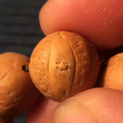 VÒNG TAY BỒ ĐỀ MẮT PHẬT ( PHẬT NHÃN )TỰ NHIÊN NEPAL 14ly VÀ ĐÁ DẠ QUANG LỤC TỰ OM MANI