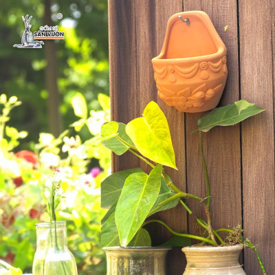 Chậu Ốp Tường Đất Nung Dáng Trứng Dẹp Hoa Văn Tinh Xảo | Trang Trí Treo Tường | Rustic Balcony Planter
