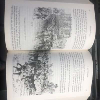 BA NGƯỜI LÍNH NGỰ LÂM