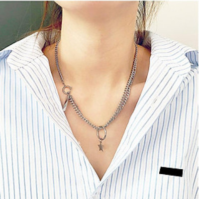 Dây chuyền ngôi sao titan phối hình chữ nhật phong cách trẻ trung