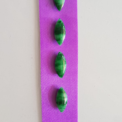  Bộ lắc hạt dưa mới rất đẹp đá cẩm thạch tự nhiên Size Dài 15mm x Ngang 6mm x dầy 2mm màu xanh lý sơn thủy bóng đậm đẹp sang Nữ lên lắc tay bằng vàng đeo rất đẹp luôn món quà tặng Mẹ, Vợ, người thân ý nghĩa ạ