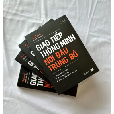 Sách - Giao Tiếp Thông Minh Nói Đâu Trúng Đó - AZ Việt Nam
