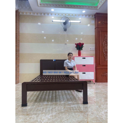 Giường sắt khung hộp kiểu mới bọc simili - Kích thước 1mx2m