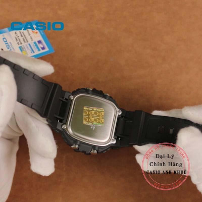 Đồng hồ điện tử nam Casio WS-1700H-1AVDF dây nhựa