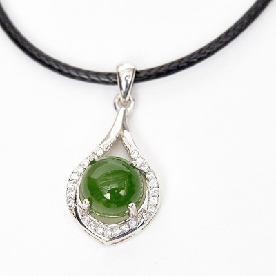 Mặt dây chuyền ngọc bích bọc bạc mệnh hỏa, mộc - Ngọc Quý Gemstones