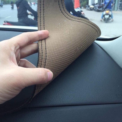 Thảm taplo ô tô Kona 2019 loại da vân cacbon chống nắng, chống nứt vỡ taplo, thảm taplo Hyundai Kona