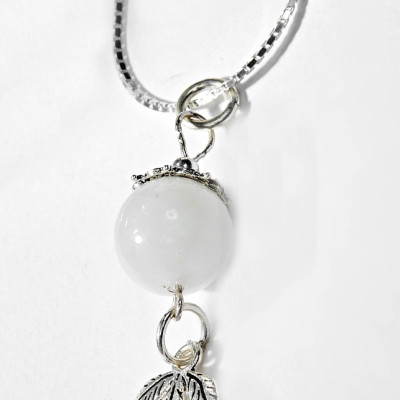 Dây Chuyền Mặt Đá Thạch Anh Ưu Linh Trắng Phối 3 Lá Bạc Ngọc Quý Gemstones