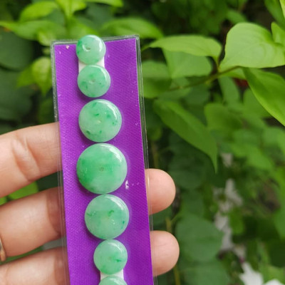 Bộ Trang Sức Lắc Tay Gồm Dãy 7 Đồng Tiền Xanh lớn nhỏ đều quá đẹp Chất liệu đá cẩm thạch tự nhiên mệnh mộc hỏa thủy Nữ bọc vàng làm lắc tay đeo rất đẹp tuyệt vời ạ