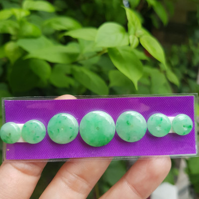 Bộ Trang Sức Lắc Tay Gồm Dãy 7 Đồng Tiền Xanh lớn nhỏ đều quá đẹp Chất liệu đá cẩm thạch tự nhiên mệnh mộc hỏa thủy Nữ bọc vàng làm lắc tay đeo rất đẹp tuyệt vời ạ