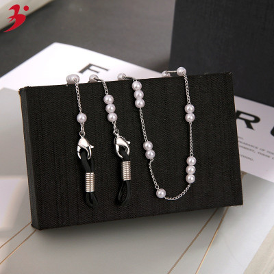 Dây đeo gọng kính mix hạt bất đối xứng độc đáo