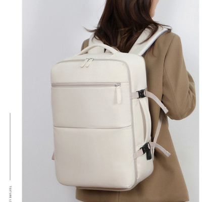 Balo laptop (15.6 inch) phong cách hiện đại - BEE GEE BLLT5621