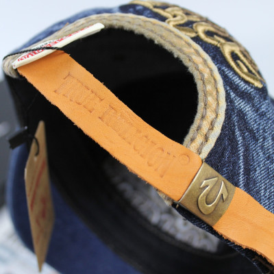 Nón nam, mũ lưỡi trai Ông Địa Religion tưa phối vải jeans form đẹp thời trang đường phố