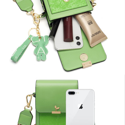 Túi đeo chéo nữ phong cách dễ thương – BEE GEE DCNU1059