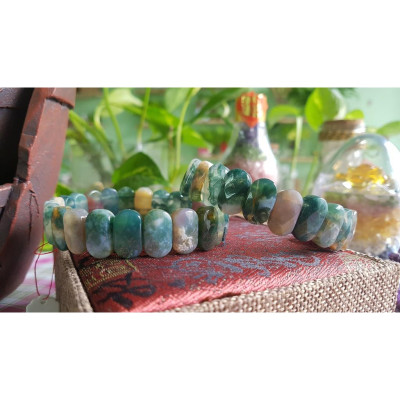 Vòng tay đá phong thủy