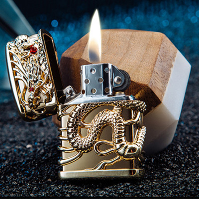 Vỏ Hột Quẹt Bật Lửa Xăng Đá Zorro Z91299A Thiết Kế Họa Tiết Rồng Quận 4 Mặt Ôm Ngọc Đỏ May Mắn -KHÔNG XĂNG