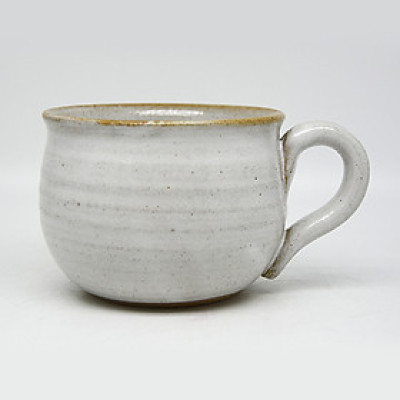 Cốc vuốt có quai S2 Đông Gia - màu men hỏa biến tự nhiên trắng bóng 15 BS