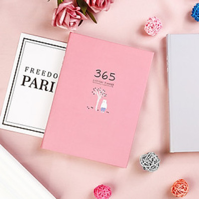 Sổ Tay Kế Hoạch 365 Ngày Cao Cấp, Tất Cả Các Trang In Màu, Chất Giấy Dày Dặn, Họa tiết dễ thương - Nhiều màu sắc để chọn lựa - Sổ Tay Chính Hãng VinBuy