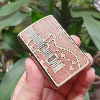 Vỏ Hột Quẹt Bật Lửa Hộp Quẹt Xăng Đá Zorro Z85914 Họa Tiết Cây Đàn - Dùng Xăng Bấc Đá Cao Cấp