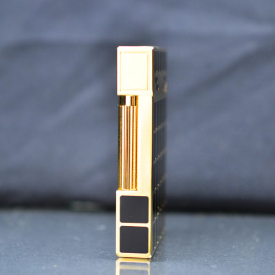 Vỏ Hột Quẹt Bật Lửa Upon Gas Đá D53V Họa Tiết Sơn Mài Họa Tiết Ô Vuông Đẹp Độc Lạ - Dùng Gas Đá Cao Cấp