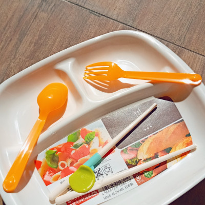 Combo khay trữ đồ ăn dặm cho bé Kokubo 12 ngăn + đĩa 3 ngăn dành cho bé ăn dặm - nội địa Nhật Bản