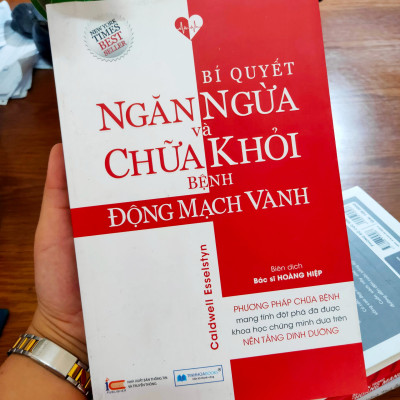 Combo 2 cuốn Toàn cảnh dinh dưỡng (TB) + Bí quyết ngăn ngừa và chữa khỏi bệnh động mạch vành