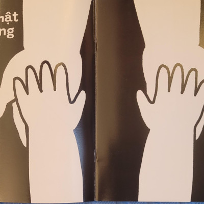 Sách Ehon Miu Bé Nhỏ Phần 3 Song Ngữ - Đừng Vẽ Bậy Nhé