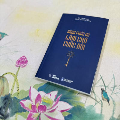 Sách - Hạnh phúc đủ làm chủ cuộc đời