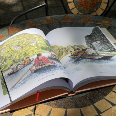 (Bìa cứng, in màu toàn bộ) VIỆT NAM DỌC MIỀN DU KÝ TẬP 1-Lê Rin - Thái Hà- NXB Lao Động