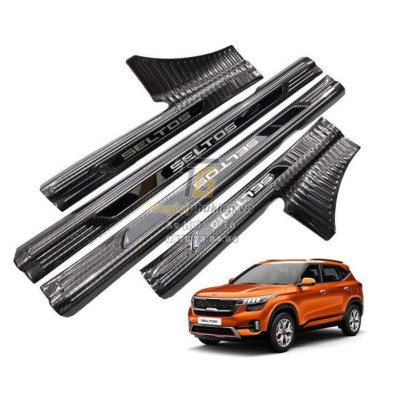 Ốp bậc cửa trong ngoài, nẹp bước chân  dành cho  KIA SELTOS 2020 - 2021 mẫu carbon