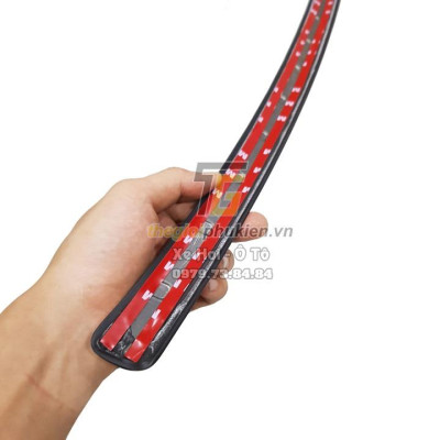 BỘ SẢN PHẨM Nẹp bước chân và ốp chống trầy cốp Kia Seltos - Mẫu Titan