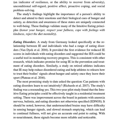 Intuitive Eating, 4th Edition: A Revolutionary Anti-Diet Approach