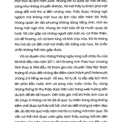 Thiên Đường Qua Những Ô Cửa Màu Xanh