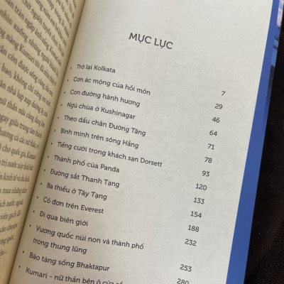 CÔ ĐƠN TRÊN EVEREST  – Di Li – Liên Việt Books – NXB Hội Nhà Văn (bìa mềm)