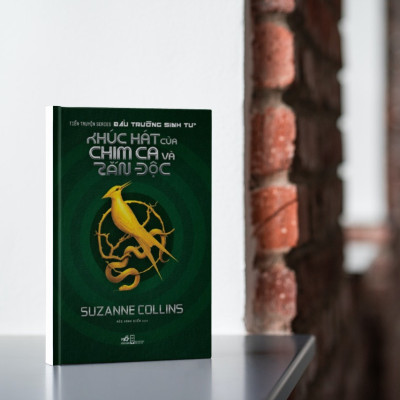 Sách: Khúc Hát Của Chim Ca Và Rắn Độc (Tặng Sổ Tay)