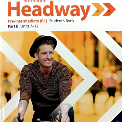 Headway 5th Edition: Pre-Intermediate: Student